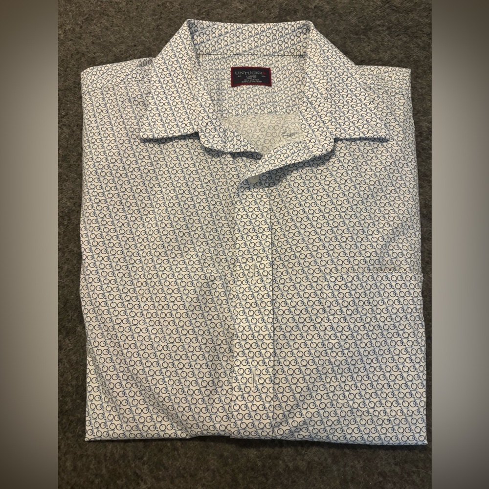 UNTUCKit Men's White Short Sleeved Patterned Shirt